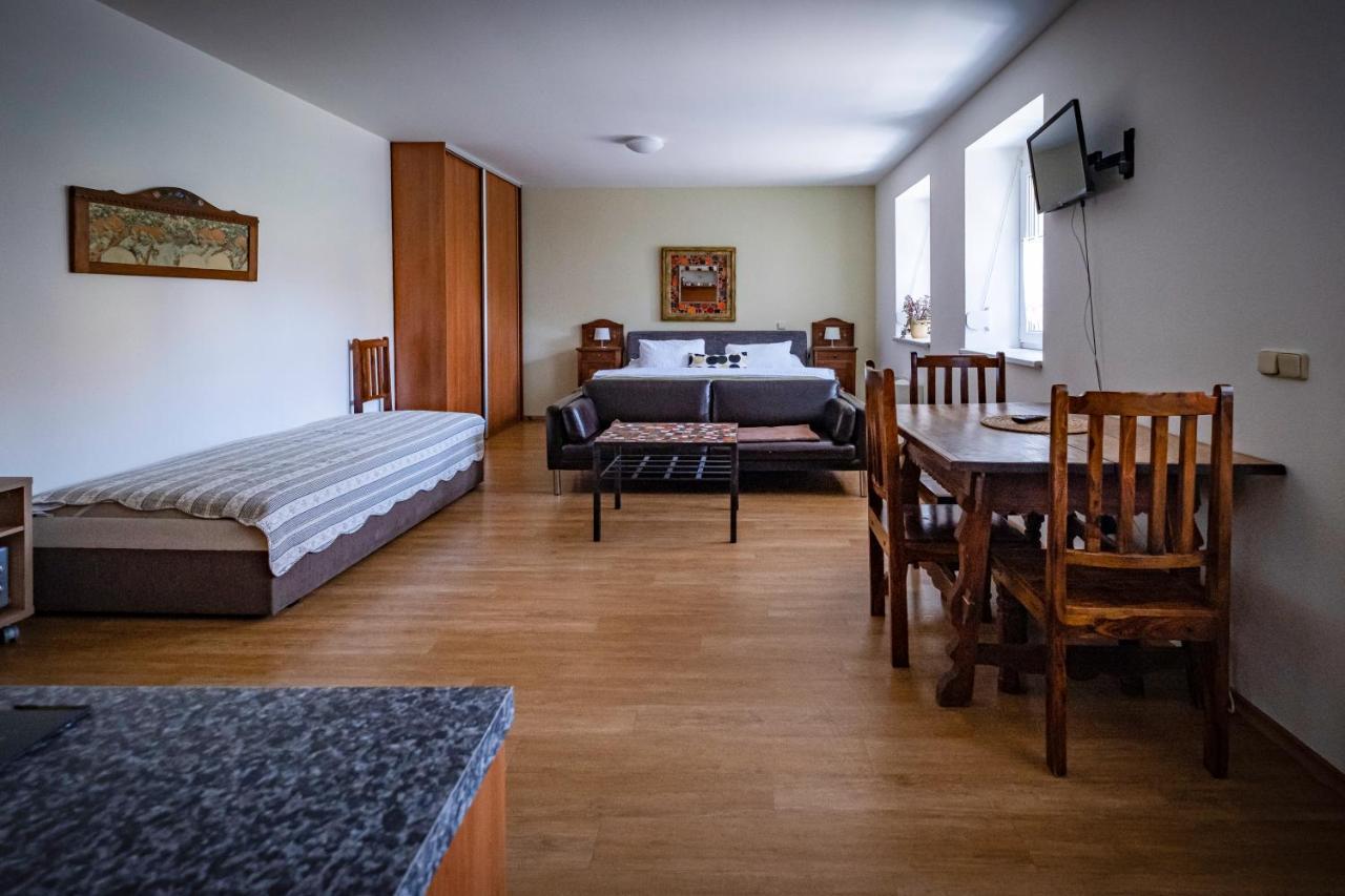 Apartmany Gulliver Mikulov Eksteriør bilde