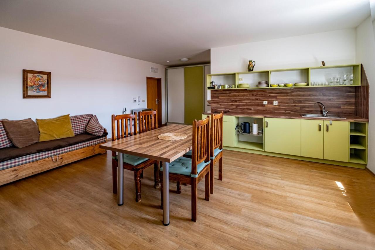 Apartmany Gulliver Mikulov Eksteriør bilde