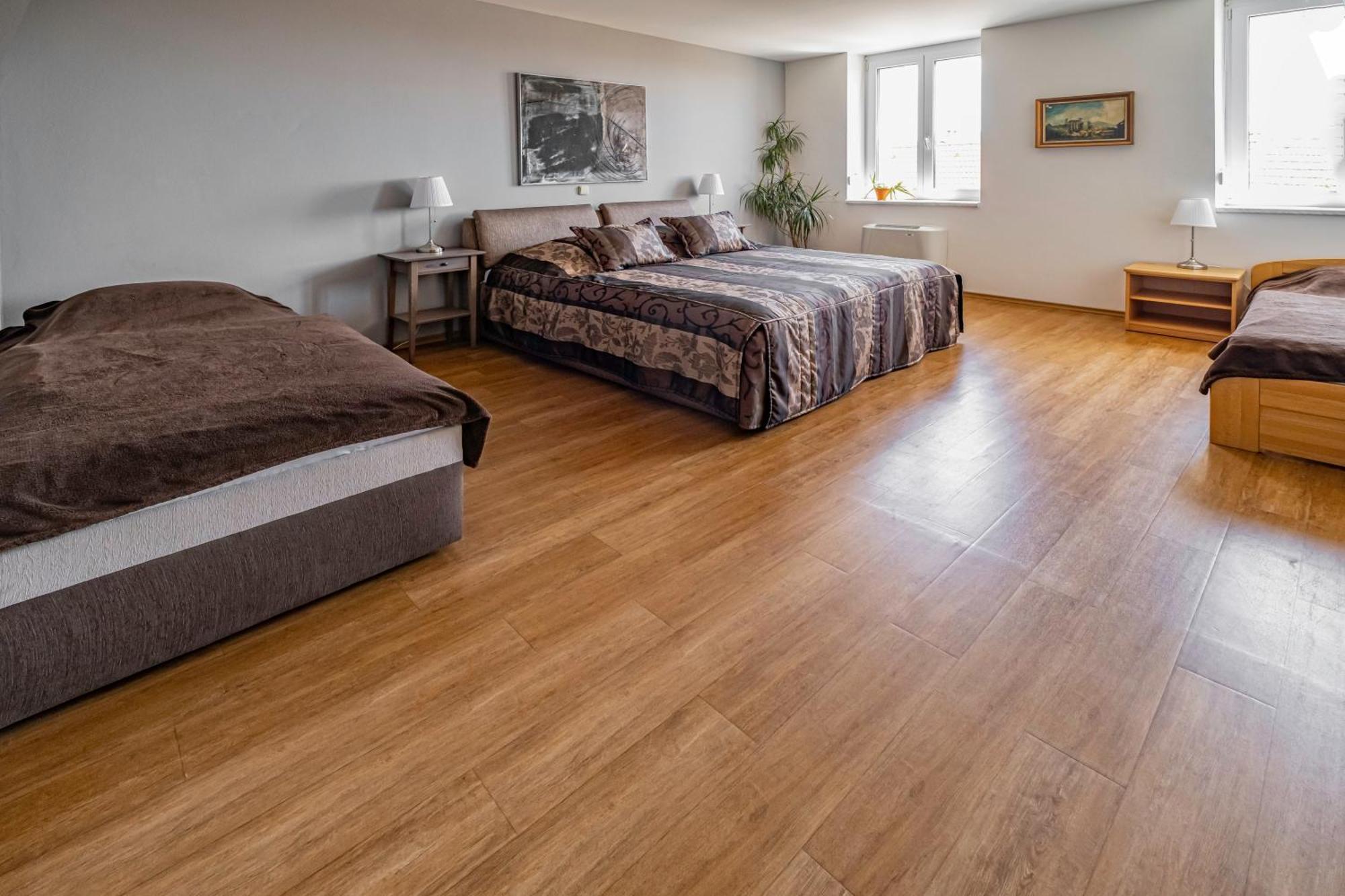 Apartmany Gulliver Mikulov Eksteriør bilde