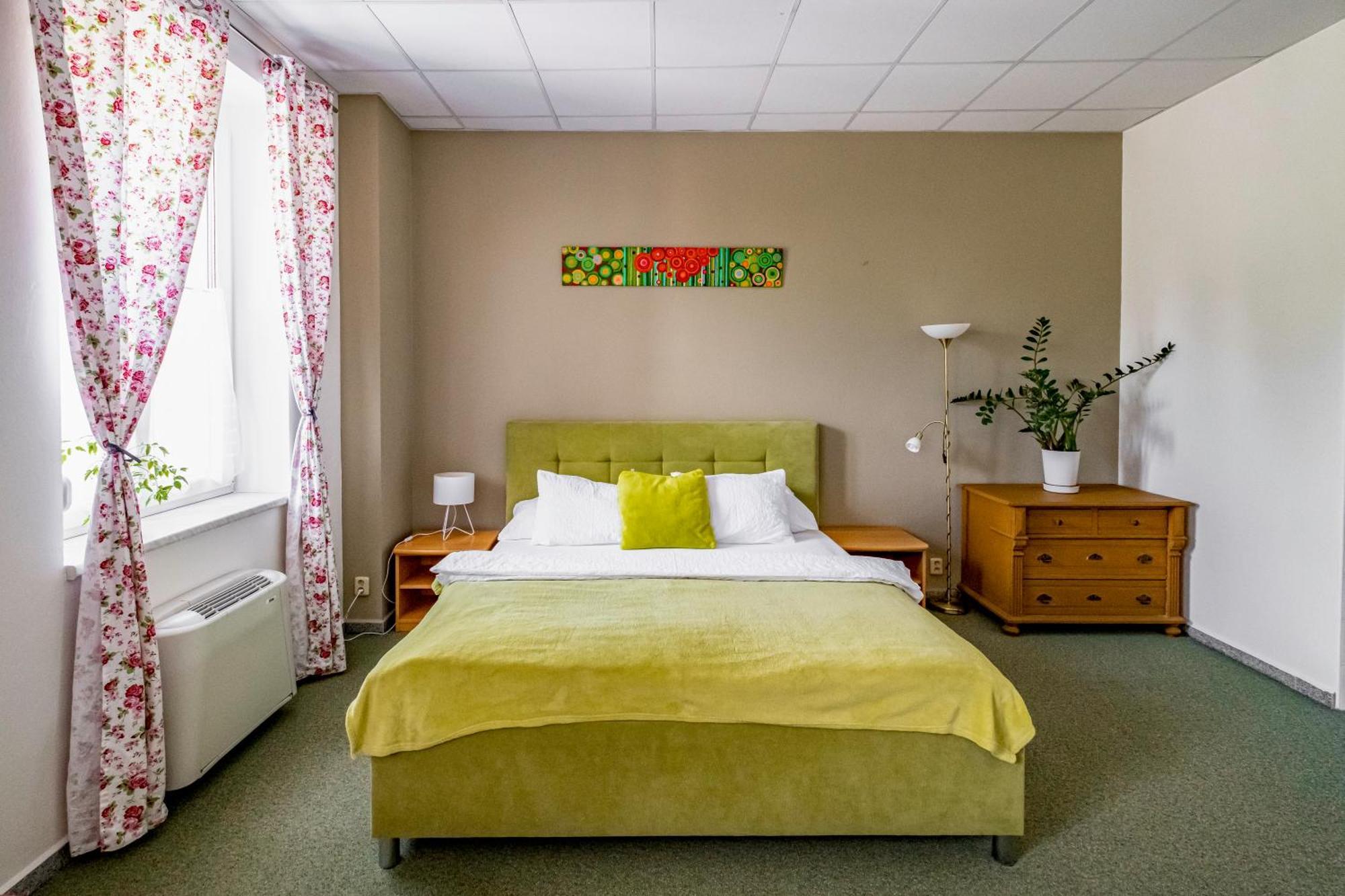 Apartmany Gulliver Mikulov Eksteriør bilde